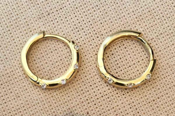 petite gold + zircon huggie earrings 15mm (w)
